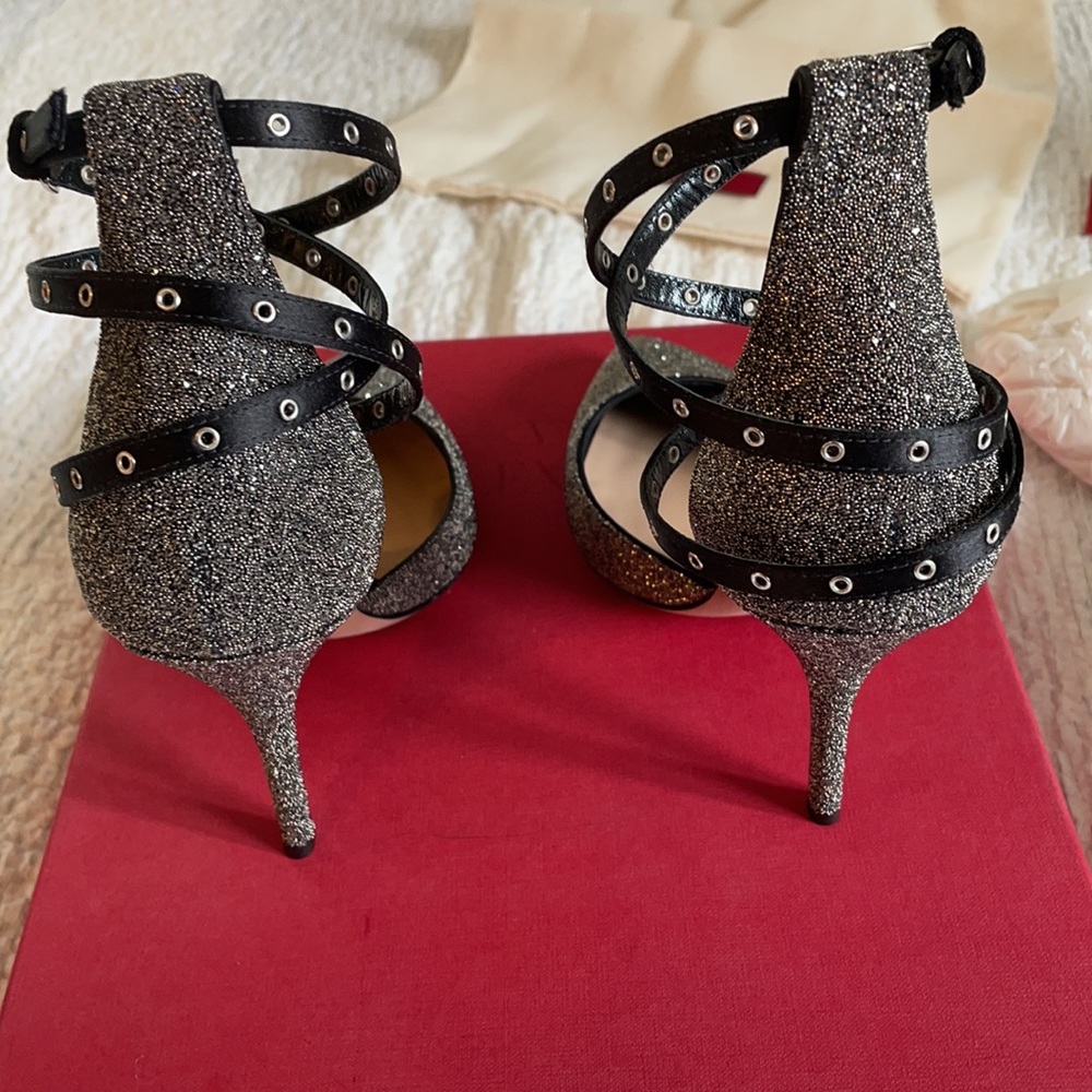 Valentino Garavani Glitter Ankle Wrap Pumps - Picture 13 of 17